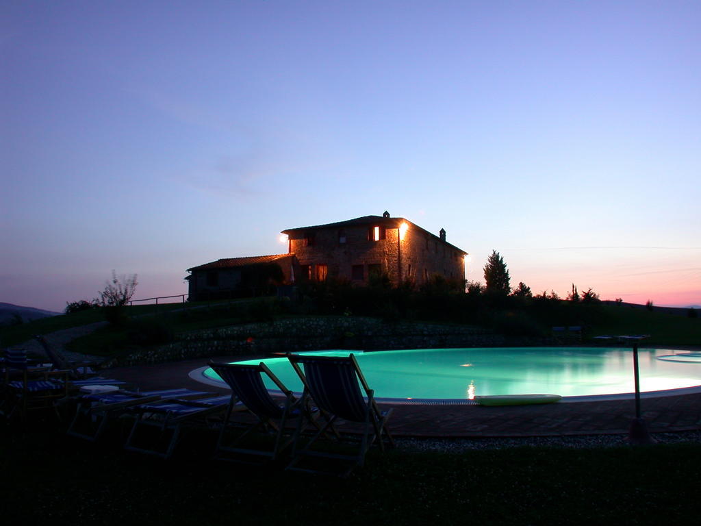 Corsano  Agriturismo Fattoria Di Corsanoヴィラ エクステリア 写真